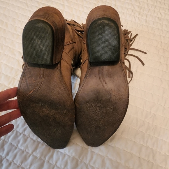 Leather fringe boots with tassels and fringe and conchos - Picture 3 of 7